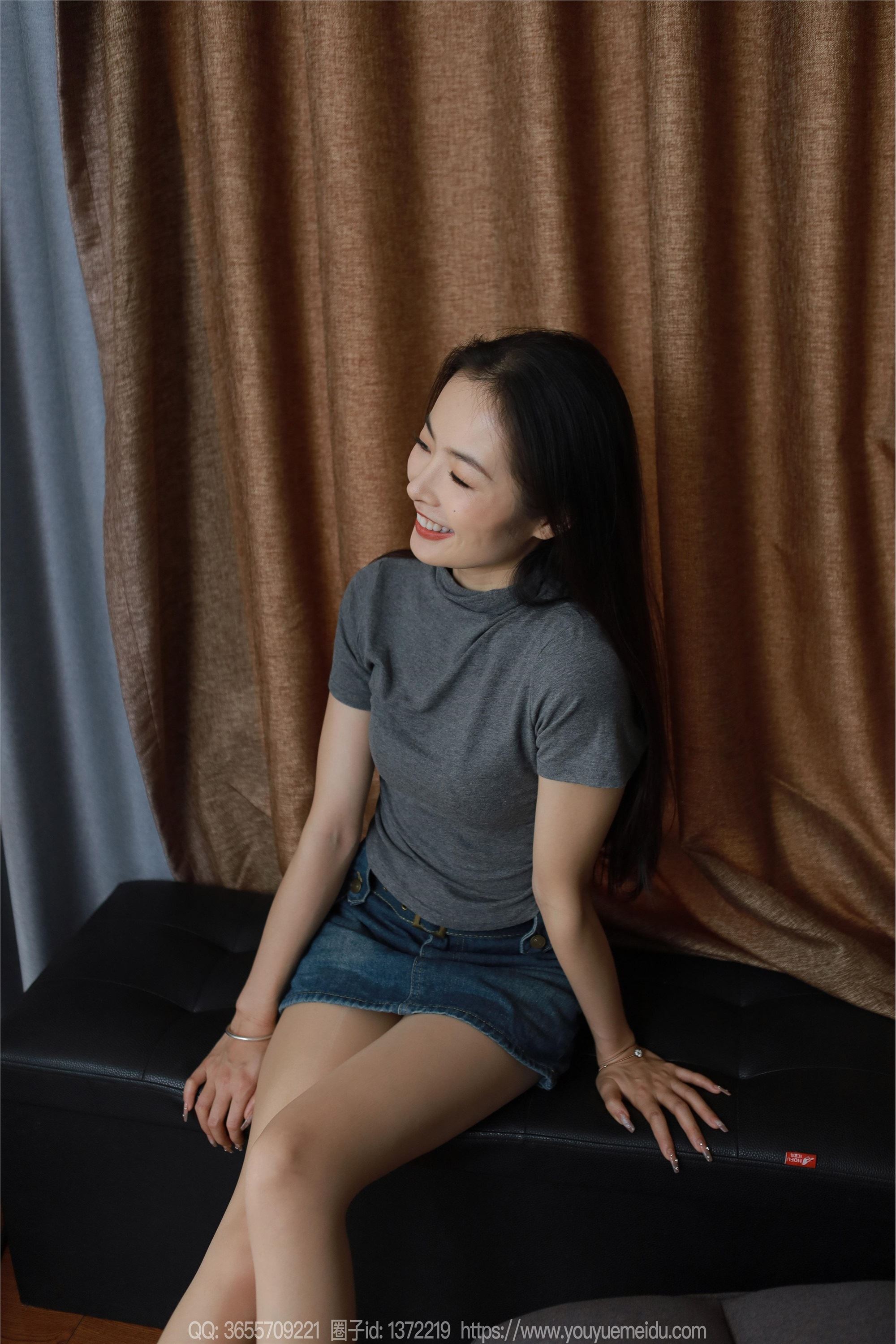 IESS异思趣向  2024.04.25 丝享家 1725 小金《笔直长腿》